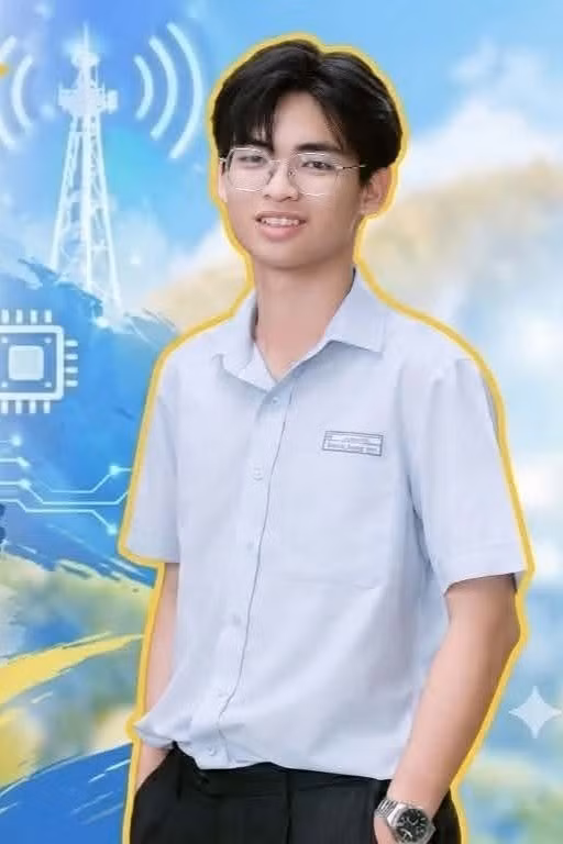 Nam sinh được tuyển thẳng vào trường ĐH Bách khoa (ĐH Đà Nẵng): Chọn ngành vì ‘full Vật lí’ và có học bổng