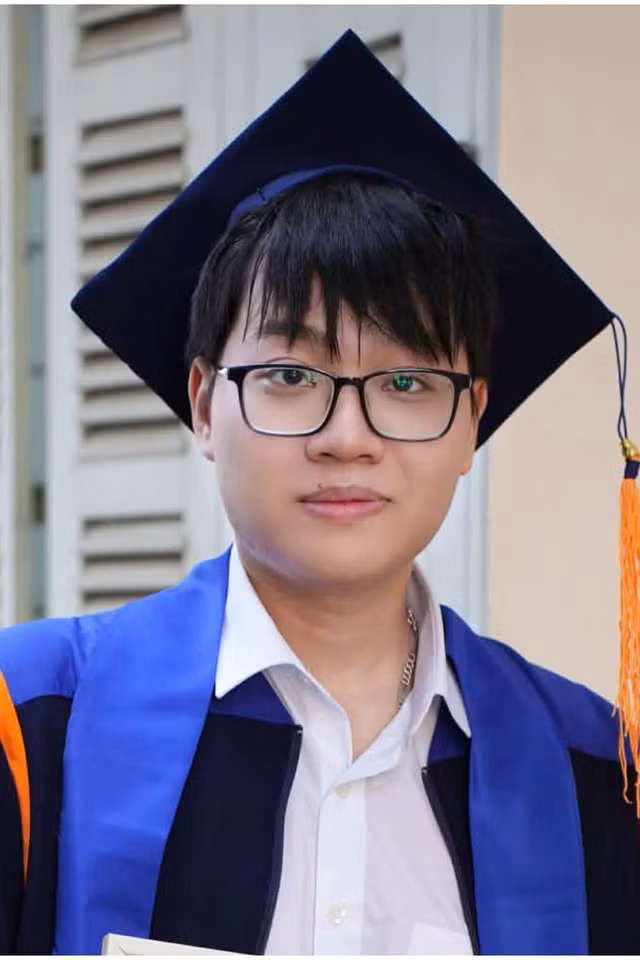 Rẽ hướng từ khối B, nam sinh trường ĐH Thương mại trở thành thủ khoa ngành Kiểm toán