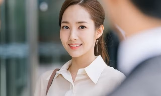 Đã bao giờ bạn tự hỏi: "Tại sao sau bao năm đi làm, mình mãi dậm chân tại chỗ?"