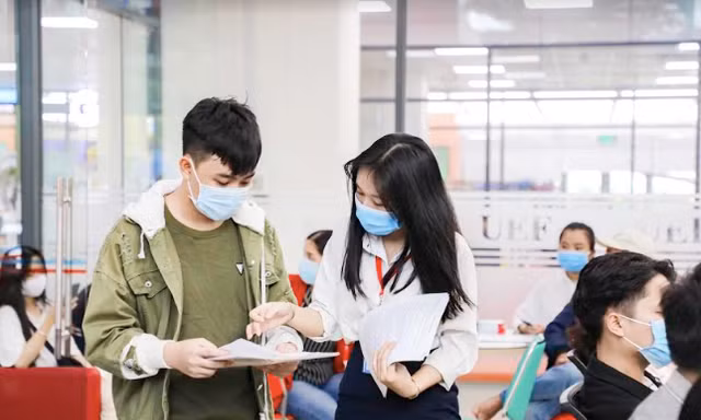Rớt đợt 1, vẫn còn hàng ngàn cơ hội vào đại học chờ thí sinh