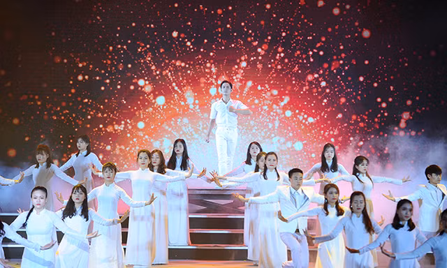 Hội Sinh viên Việt Nam đón nhận Huân chương Độc lập hạng nhất lần 2