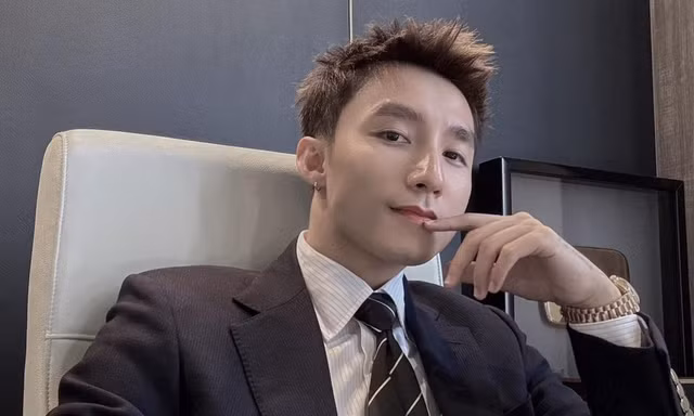 Sơn Tùng M-TP 'gây bão' trên mạng xã hội với câu rap: 'Flop quá thì cứ ghi tên anh vào'