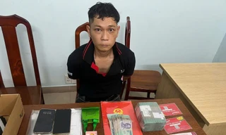 Đi khám bệnh, người phụ nữ mất hơn 1 tỷ đồng cùng nhiều tài sản cất trong cốp xe máy 