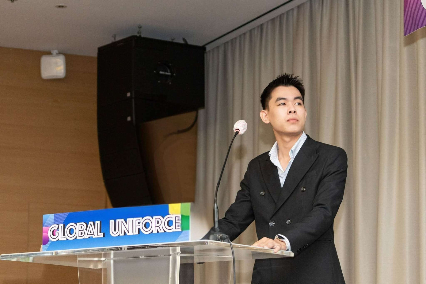 anh-1-nguyen-luong-anh-tuan-tai-san-khau-global-uniforce-2025-jeju-han-quoc-the-hien-ban-linh-cua-sinh-vien-viet-trong-moi-truong-da-quoc-gia.jpg