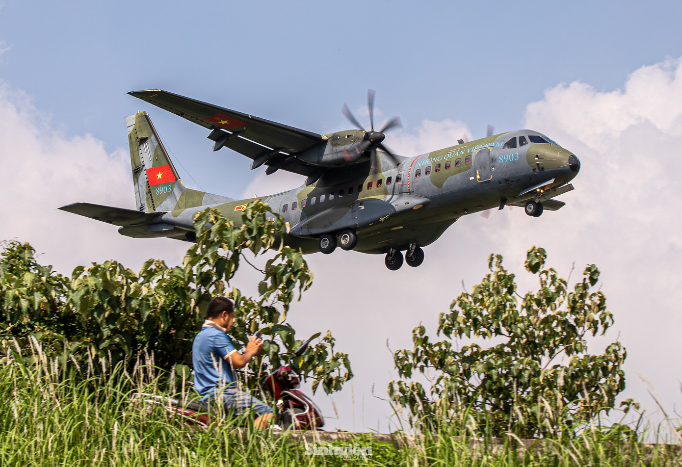 casa-c295-c212i-15.jpg