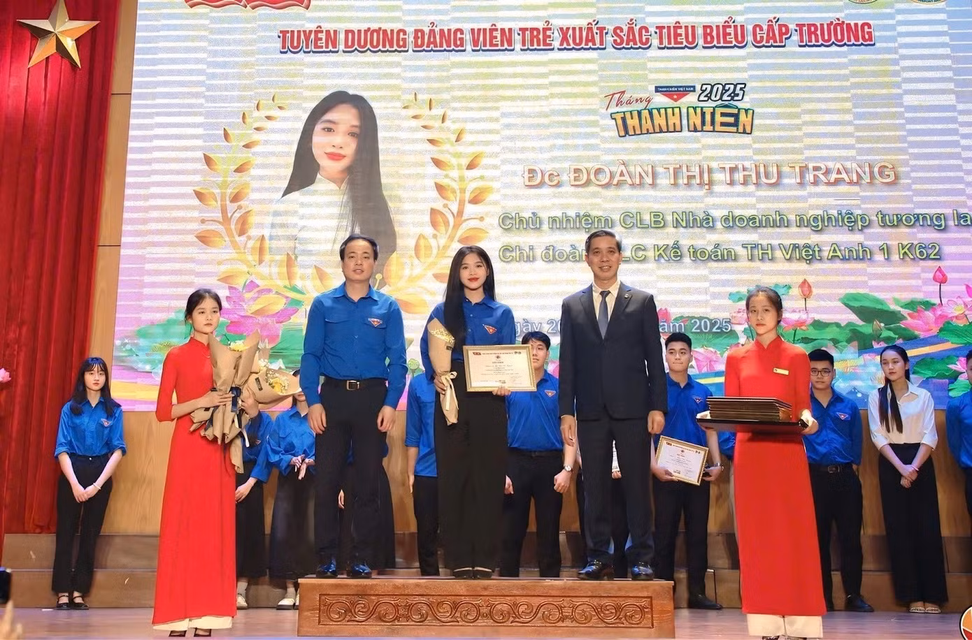 Đoàn Thị Thu Trang không ngừng phát triển bản thân, dám bước ra khỏi vùng an toàn, là người trẻ bản lĩnh đi lên bằng kỷ luật và trách nhiệm.