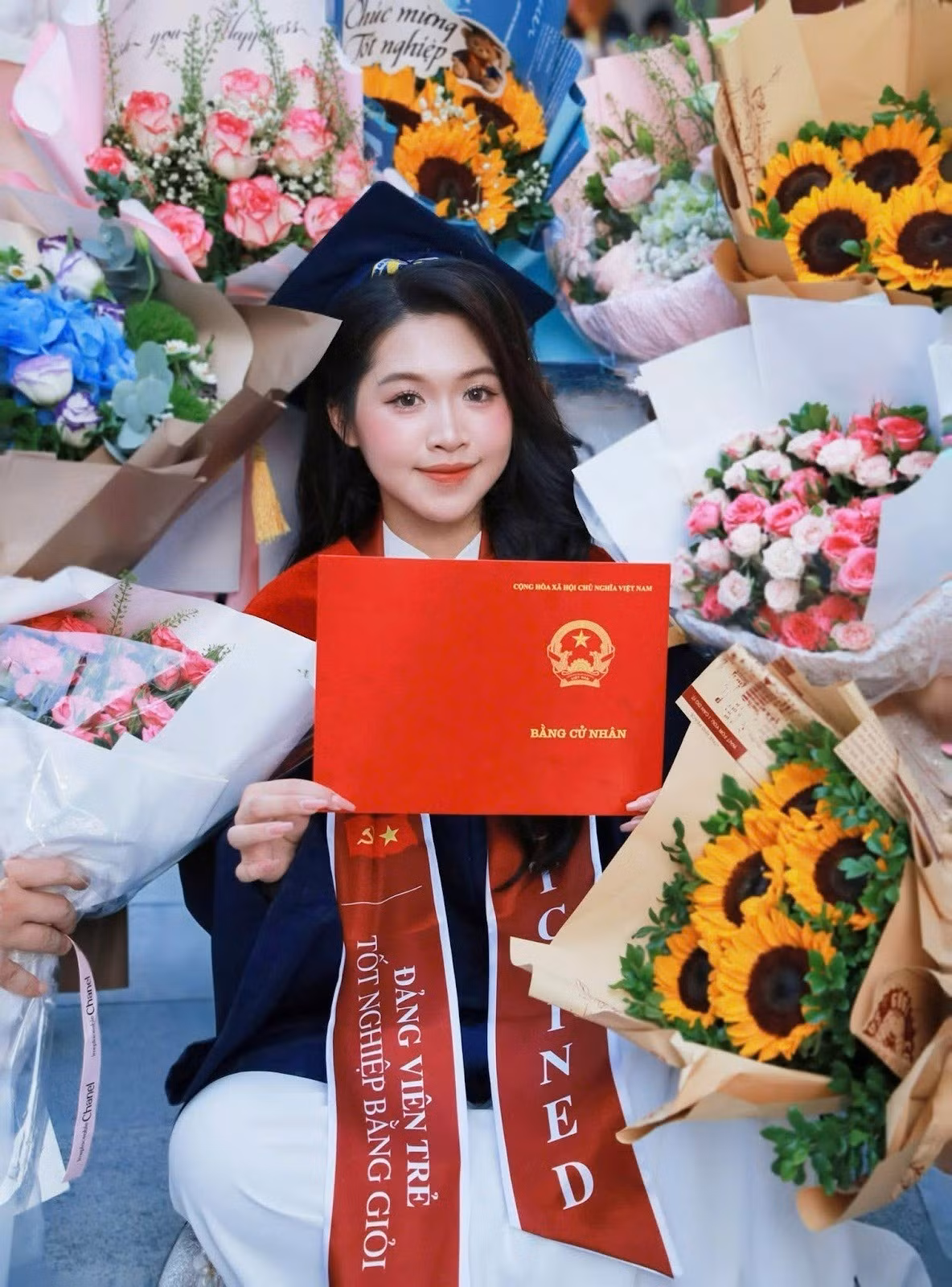Tốt nghiệp đại học là bước chuyển để Đoàn Trang phát triển đúng năng lực và đi xa hơn trên con đường đã chọn gắn với thế mạnh và giá trị của bản thân.