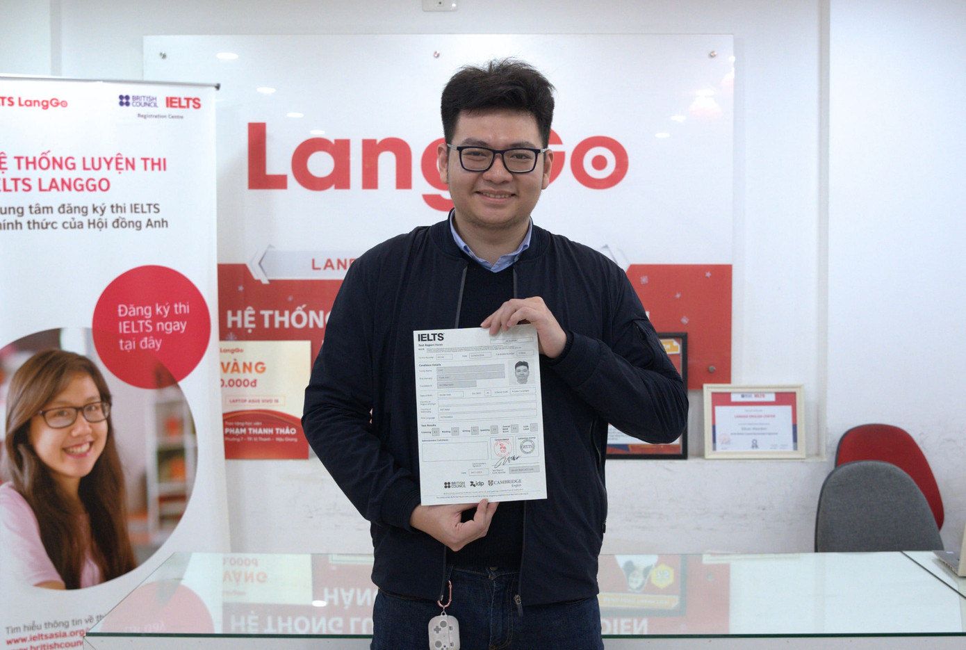 hoc-vien-dat-ielts-8-1.jpg