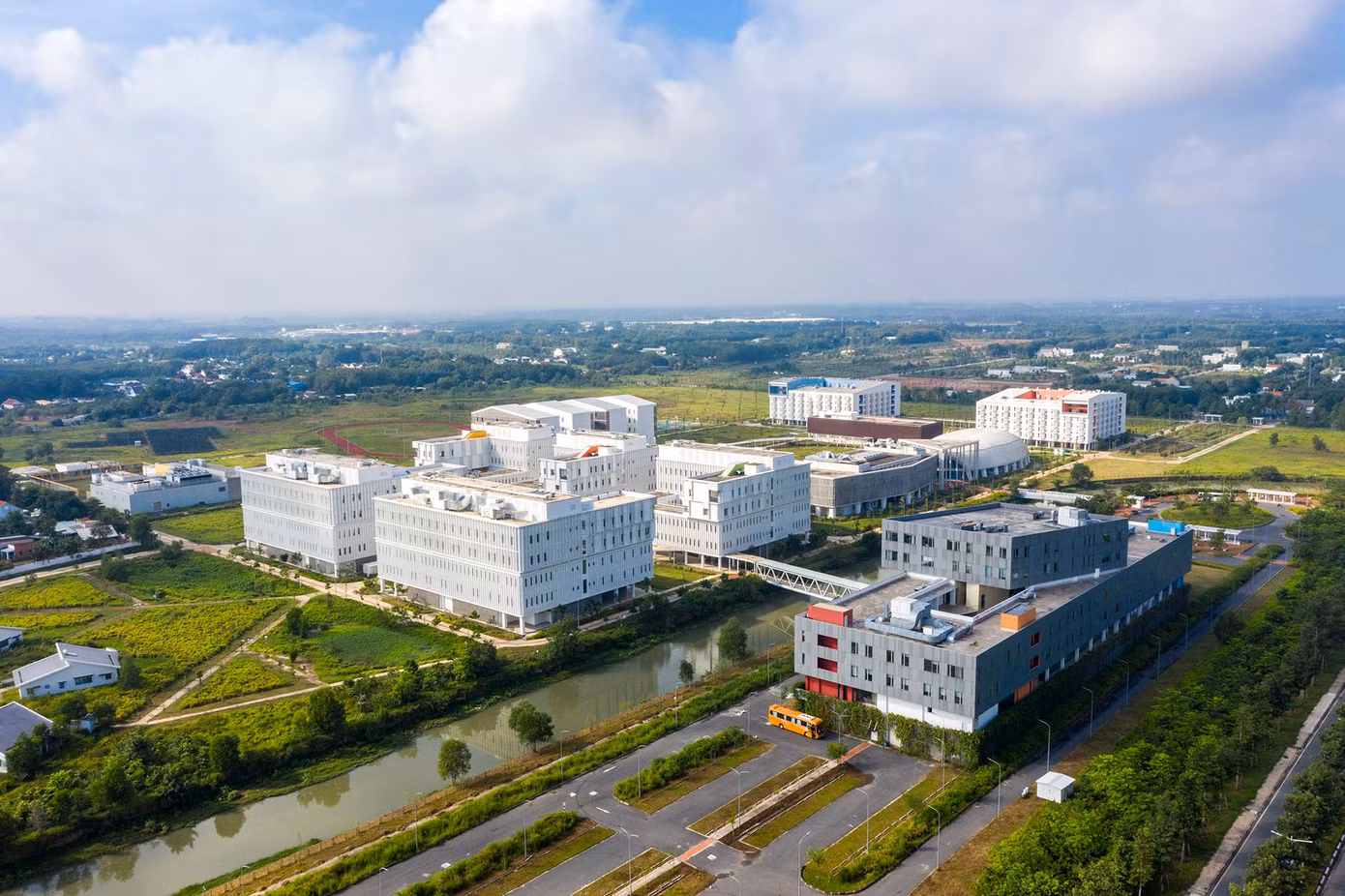 vgu-campus-1.jpg