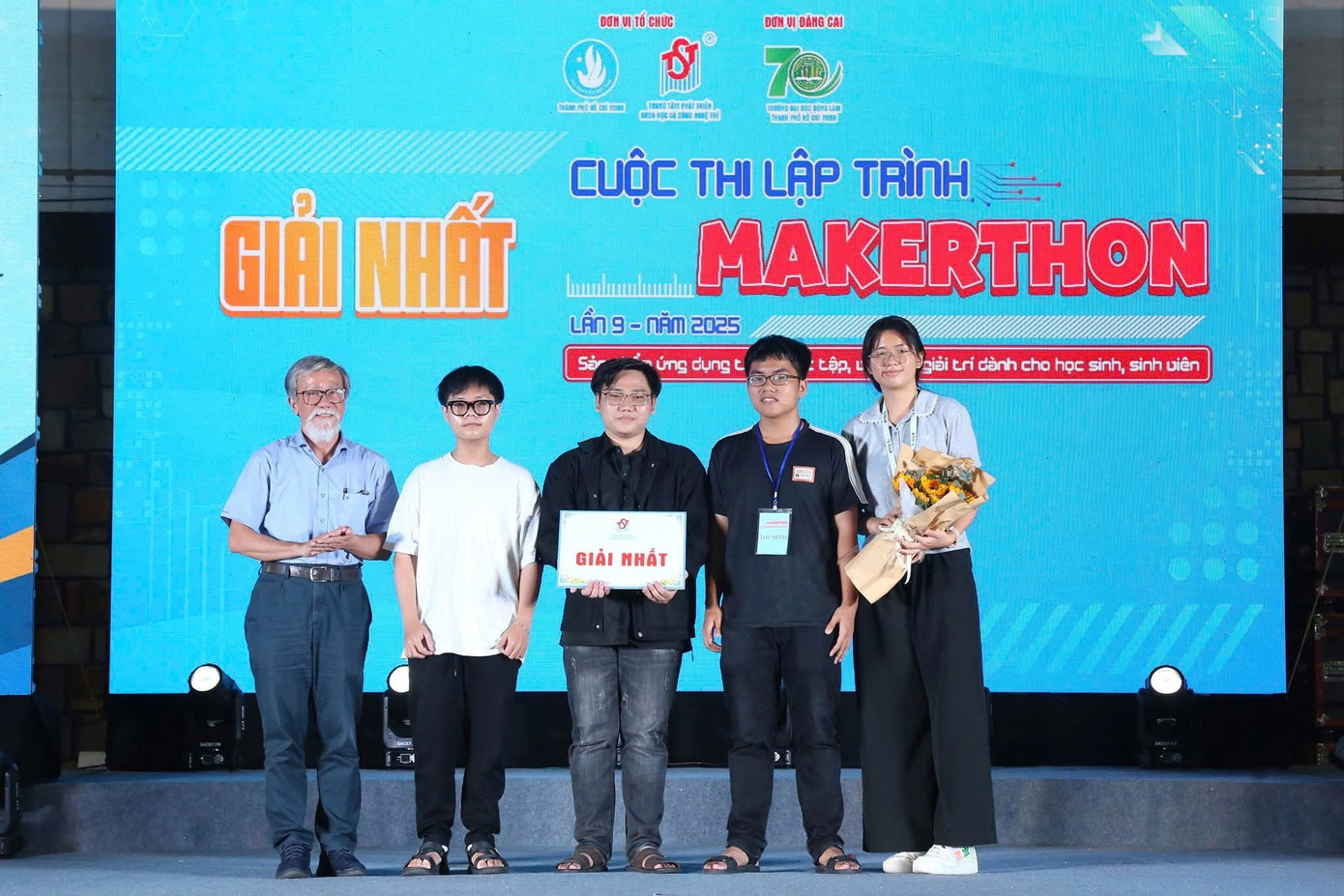 giai-nhat-tai-cuoc-thi-lap-trinh-makerthon-nam-2025-do-thanh-doan-tphcm-to-chuc.jpg