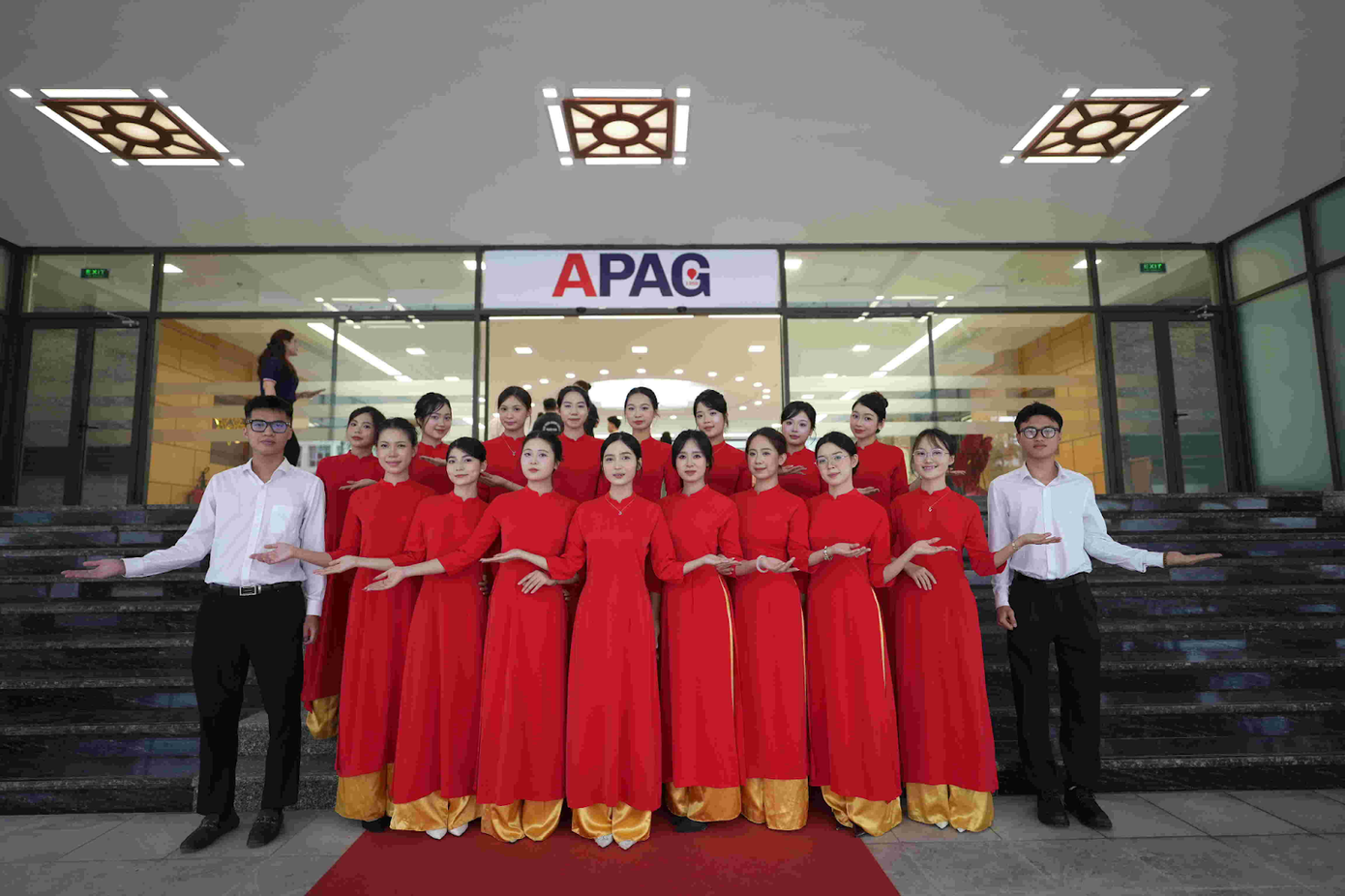 Sinh viên Học viện Hành chính và Quản trị công thêm vững ý thức trách nhiệm và khát vọng phụng sự sau buổi gặp gỡ.