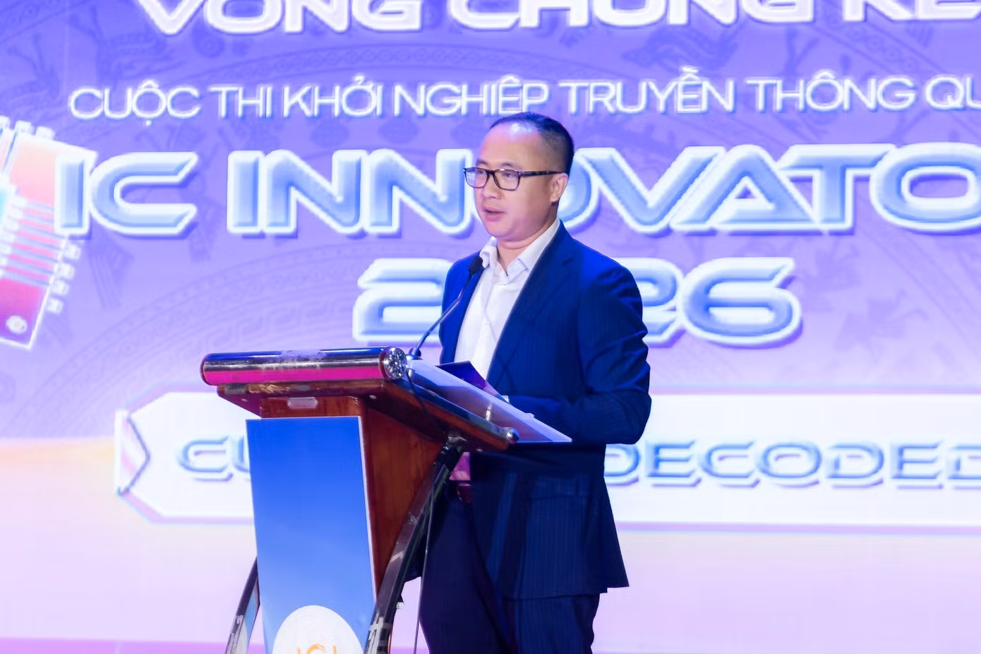TS Nguyễn Đồng Anh - Trưởng Ban Chỉ đạo tổ chức phát biểu tại Chung kết 'IC Innovator 2026'.