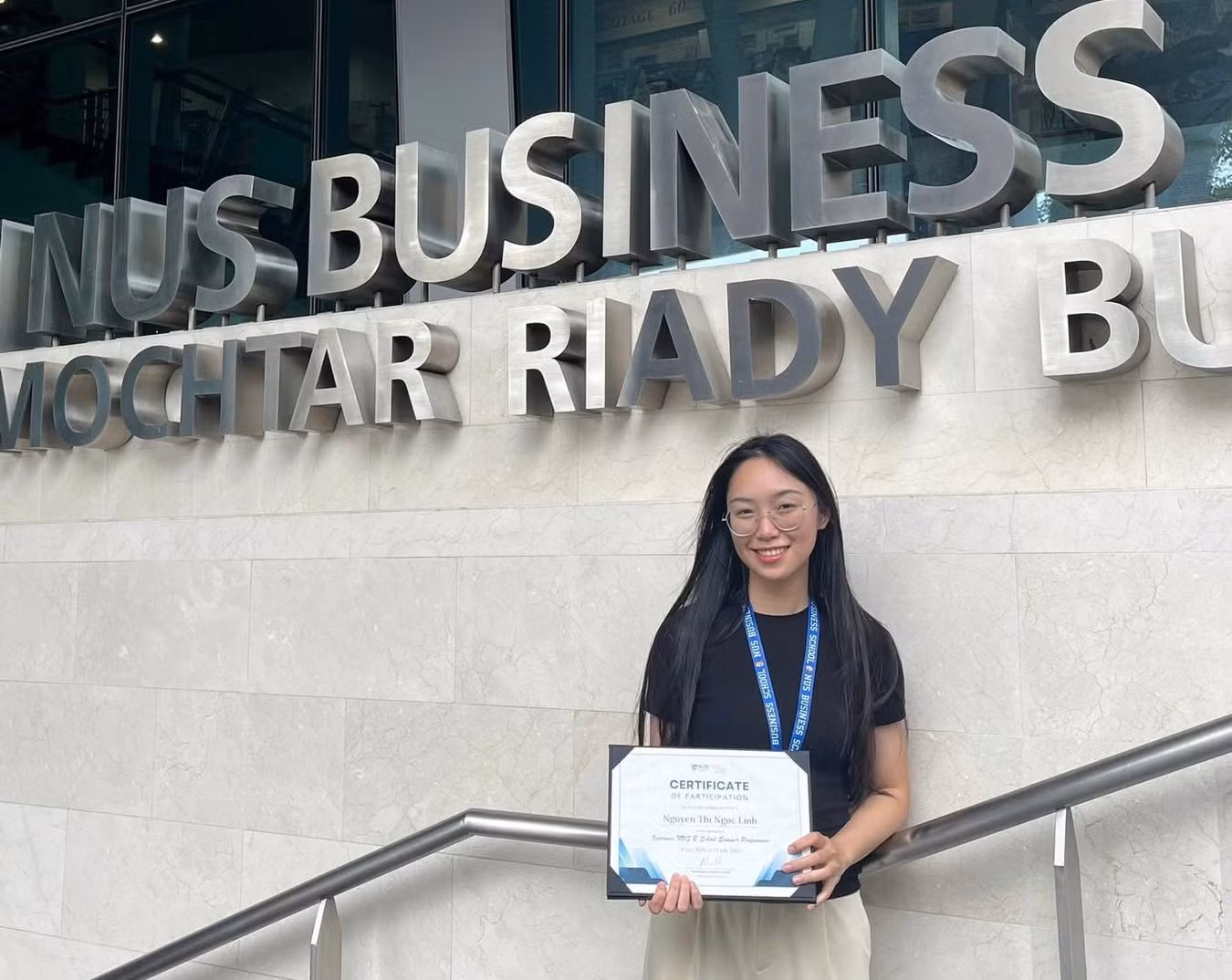 nu-sinh-ngoai-ngu-la-dai-dien-duy-nhat-cua-dhqghn-tai-nus-bschool-xperience-summer-program-2025-dai-hoc-quoc-gia-singapore.jpg