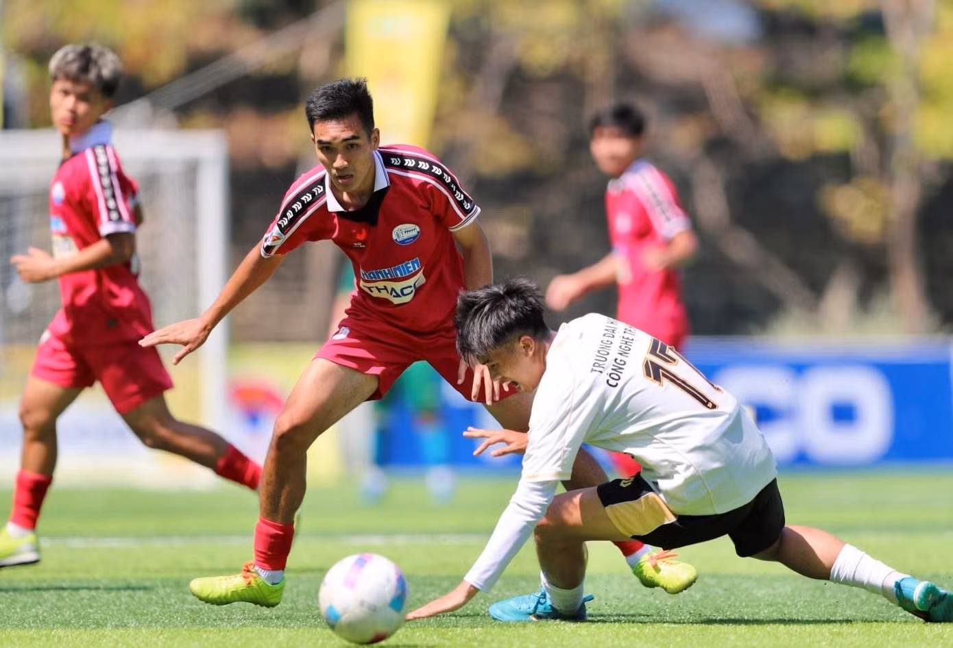 Văn Lâm là thành viên đội tuyển Trường Đại học Thủy lợi vừa vô địch Giải bóng đá Thanh niên sinh viên Việt Nam - Cúp THACO 2026.