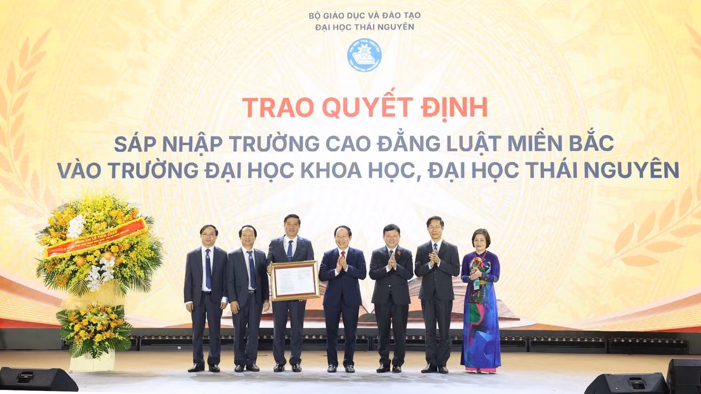 thiet-ke-chua-co-ten.jpg