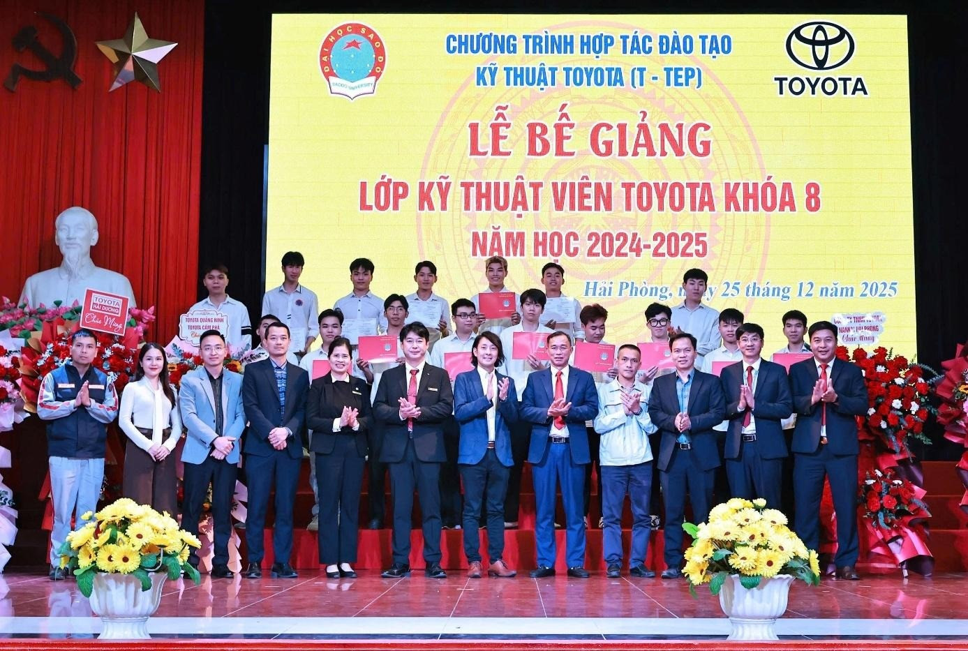 Lễ bế giảng lớp Kỹ thuật viên Toyota 2025.