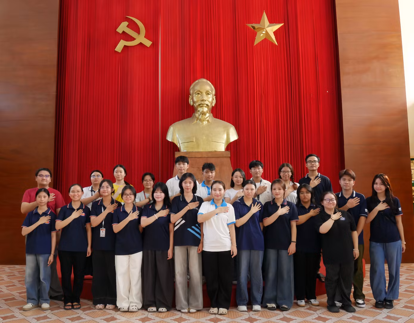 anh-1-6159.jpg