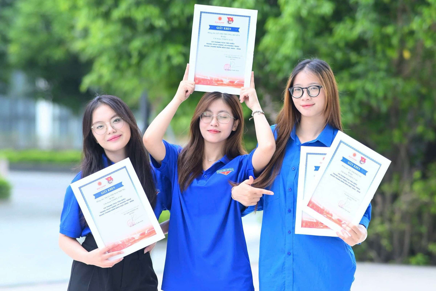 Thương Huyền đạt danh hiệu “Sinh viên có thành tích nổi bật trong công tác Đoàn và phong trào thanh niên năm 2024 – 2025”. 2-608.jpg