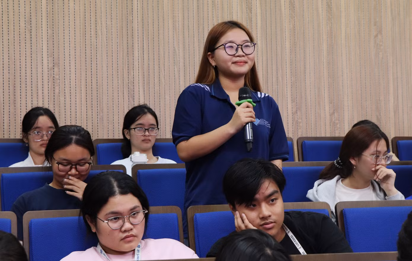 anh-2-1160.jpg