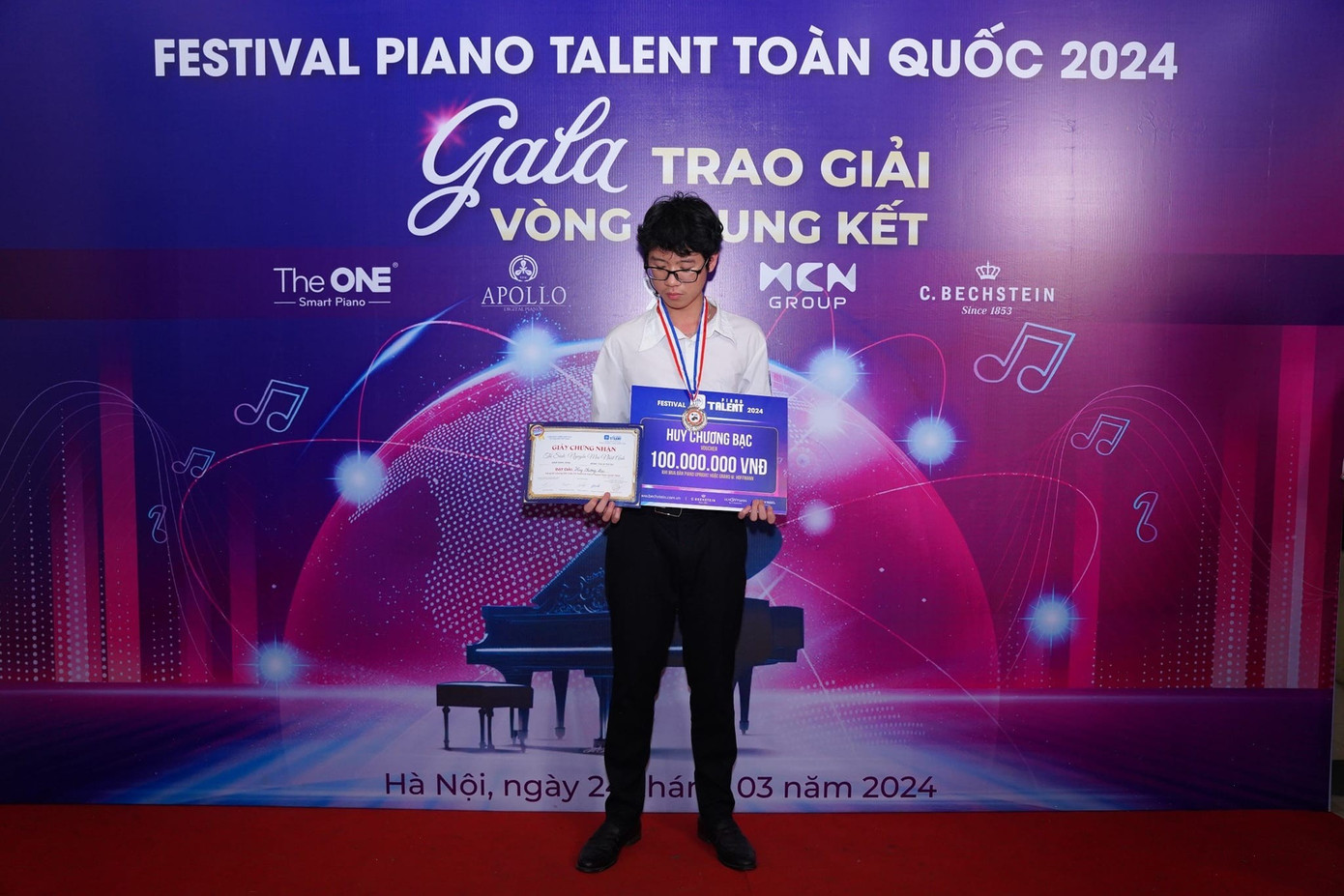 Nhật Anh trở thành á quân của cuộc thi Festival Piano Talent toàn quốc 2024. 3.jpg