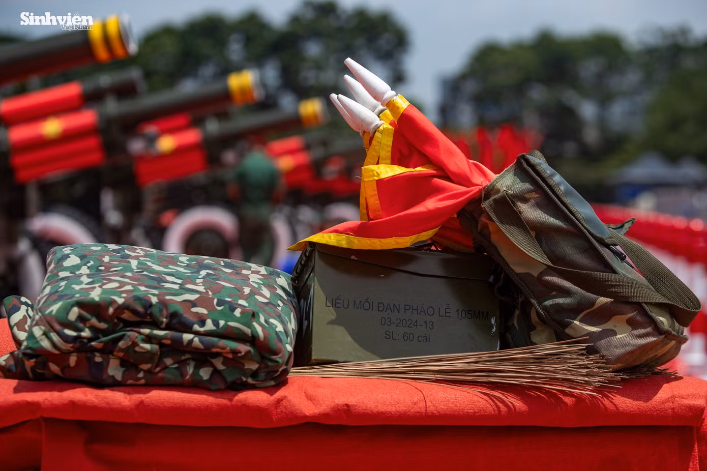 can-canh-phao-le-dai-bac-07.jpg