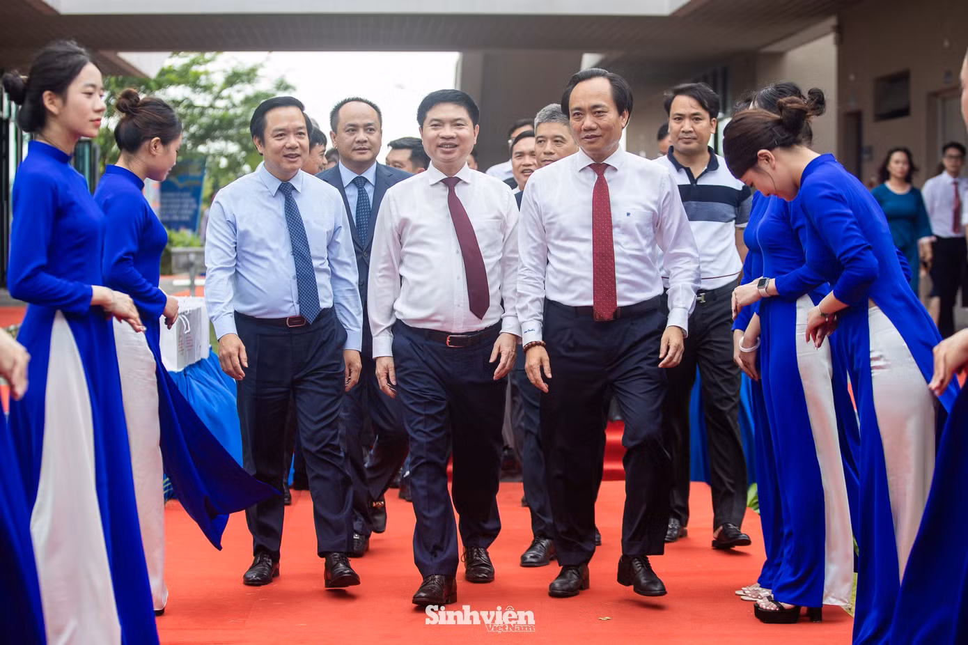 khoi-cong-dh-xay-dung-co-so-ninh-binh-07.jpg