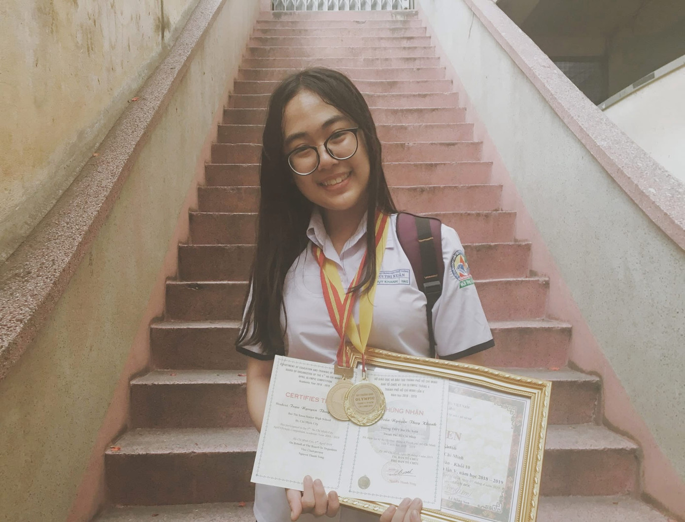 Thụy Khanh giành Huy chương Vàng Olympic môn Ngữ văn năm 2019. hcv-olympic-mon-ngu-van-nam-2019.jpg