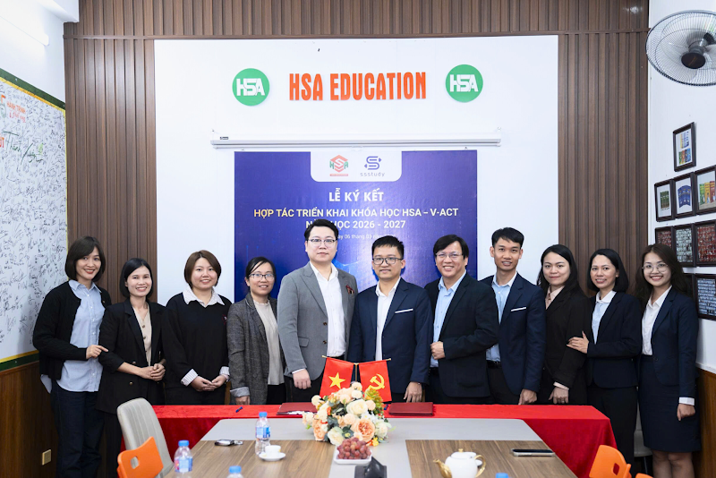 Đại diện SSStudy &amp; HSA Education tham gia ký kết hợp tác.