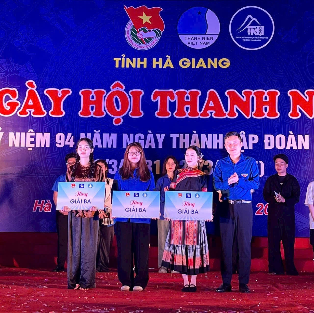 Quỳnh Anh chia sẻ: “Khi gặp khó khăn, mình luôn nhắc nhở bản thân về lý do tại sao mình bắt đầu và những mục tiêu lớn mà mình muốn đạt được trong tương lai.” anh-4.jpg