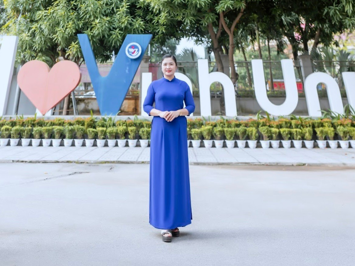 Chị Đoàn Minh Trang là Phó Bí thư Đoàn Trường Đại học Vinh, Giảng viên Khoa Luật học. z6805306246534-bfb491769b0a1ca61ddcc8d26e57e36b.jpg