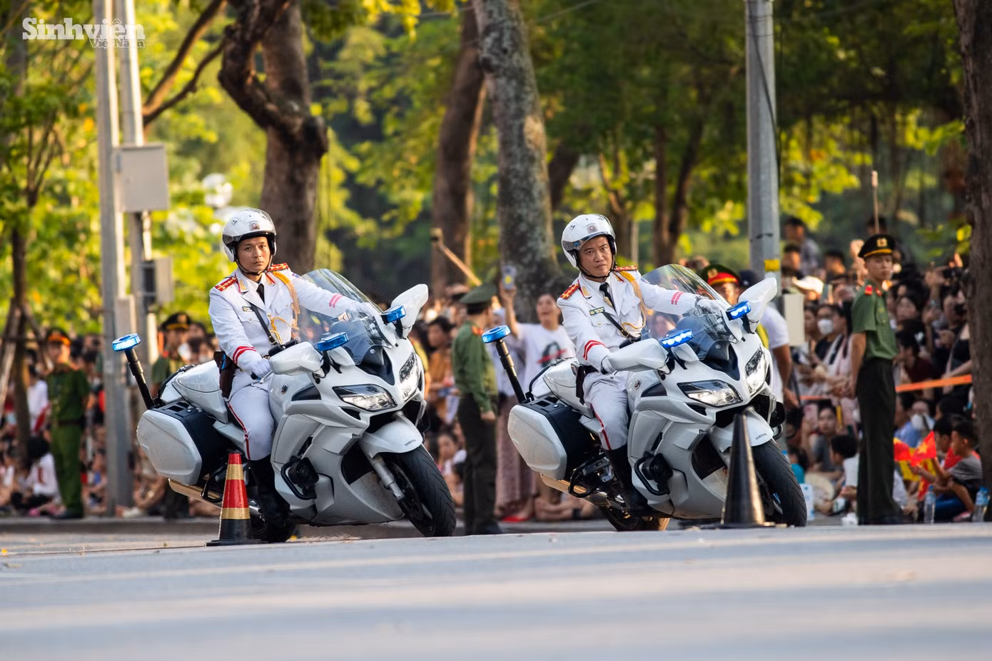trinh-dien-nghiep-vu-cong-an-34.jpg
