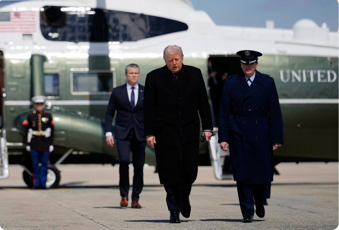 Lầu Năm Góc kiến nghị chi thêm 200 tỷ USD cho cuộc chiến với Iran