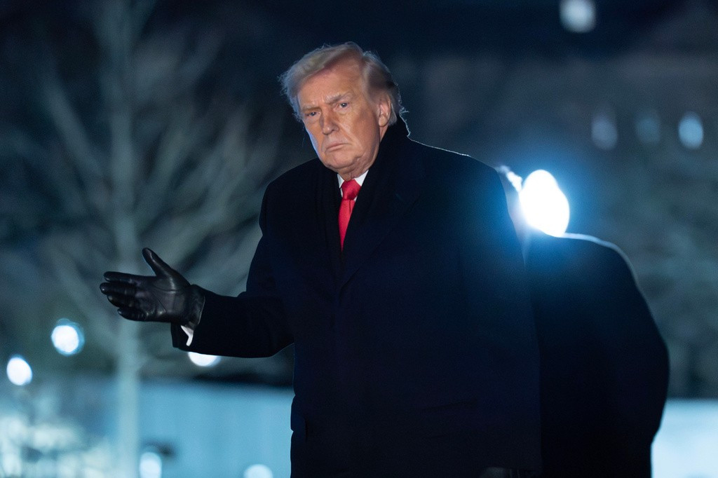 Tổng thống Mỹ Trump dọa áp thuế 200% với mặt hàng chủ lực của Pháp vì từ chối Hội đồng Hòa bình