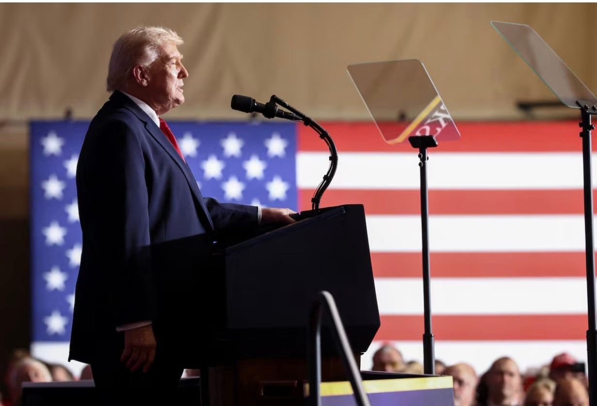 Tổng thống Mỹ Trump cảnh báo sẽ tấn công nếu Iran không đàm phán
