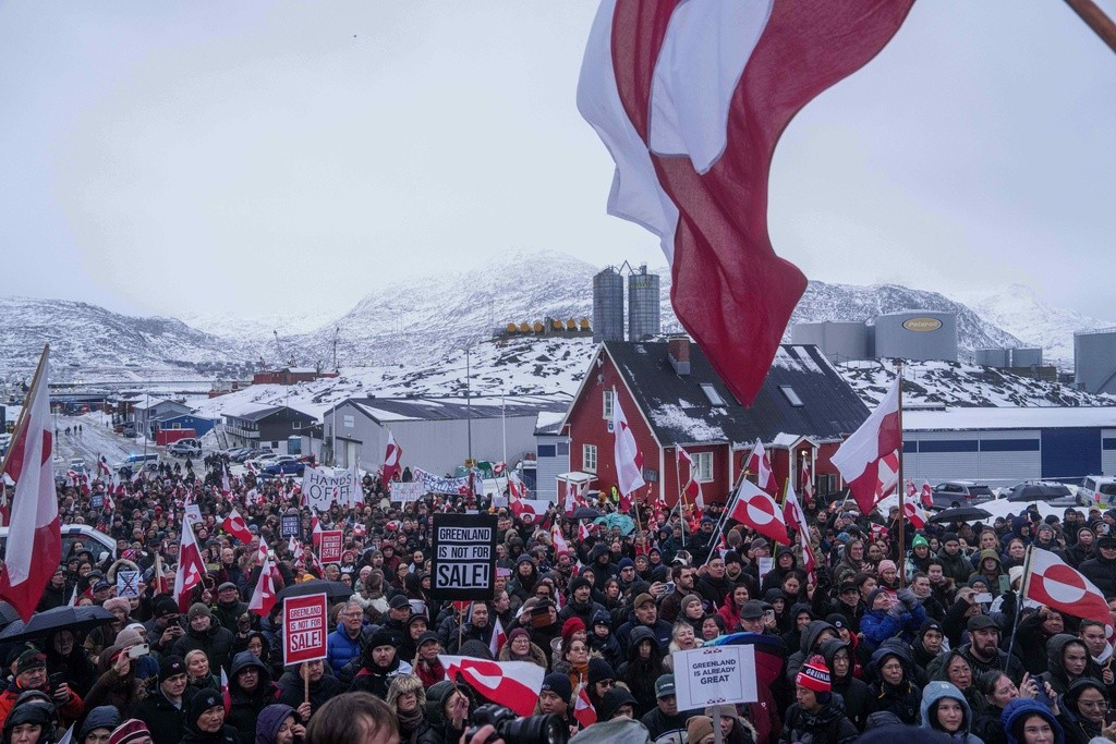 Châu Âu cứng rắn sau khi Tổng thống Mỹ Trump dọa áp thuế vì Greenland