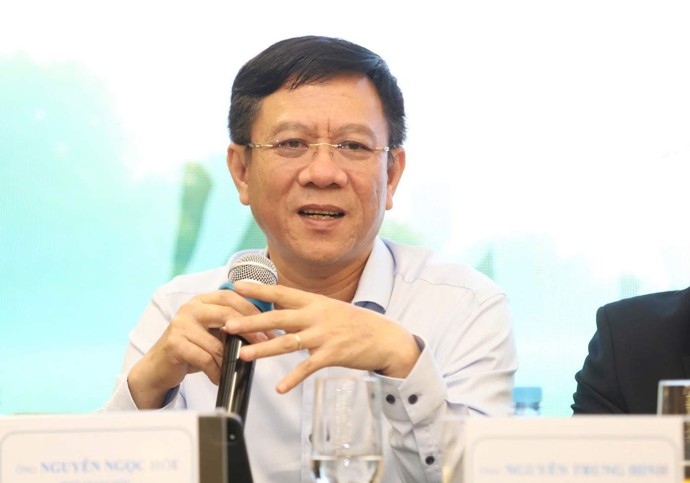 Pan Nguyen Ngoc Hoi - zástupce ředitele odboru kultury a sportu města Ho Či Minovo Město. 3.jpg