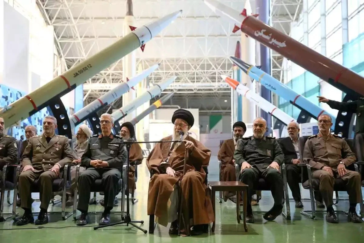 Israel để Mỹ dẫn dắt, chuẩn bị cho cuộc chiến tiềm tàng với Iran