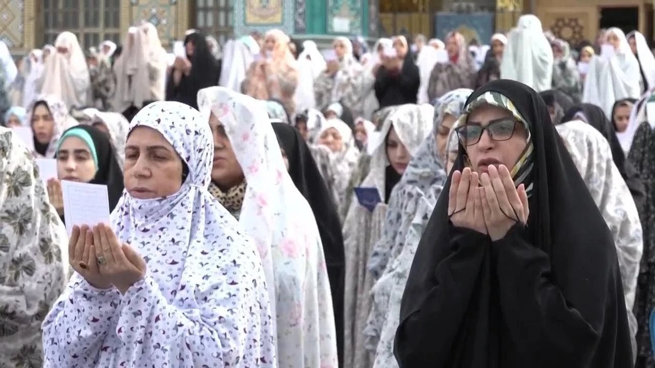 Israel xâm nhập ứng dụng cầu nguyện Iran để kích động binh biến, IRGC trả đũa
