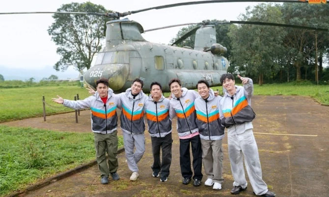 "2 Ngày 1 Đêm" kể chuyện hòa bình qua MV "Còn Gì Đẹp Hơn” phiên bản đặc biệt