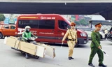 Hà Nội xử lý loạt xe chở hàng cồng kềnh gây mất an toàn giao thông