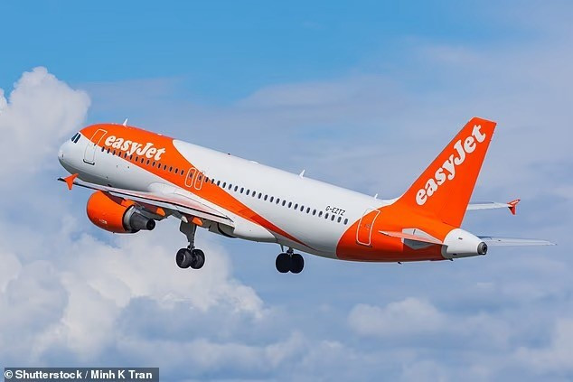 easyjet-11zon.jpg
