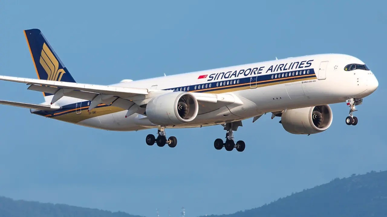singapore-airlines-a350-11zon.jpg