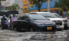 Cách bảo vệ ô tô khi mưa bão, ngập lụt