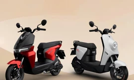 VinFast ra mắt 2 mẫu xe máy điện giá rẻ dành cho học sinh