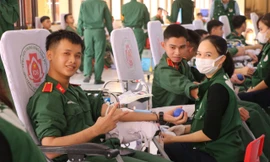 Tuổi trẻ Học viện Kỹ thuật Quân sự : Tự hào khoác áo lính, sẵn sàng sẻ chia 'giọt hồng'