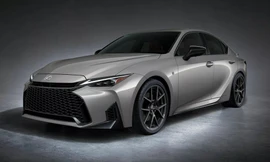 Lexus làm mới dòng sedan cỡ nhỏ
