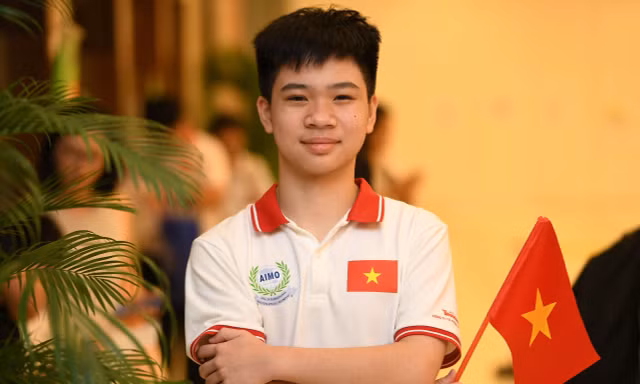 Chuyện về thí sinh 2 lần liên tiếp giành Huy chương Vàng AIMO Quốc tế