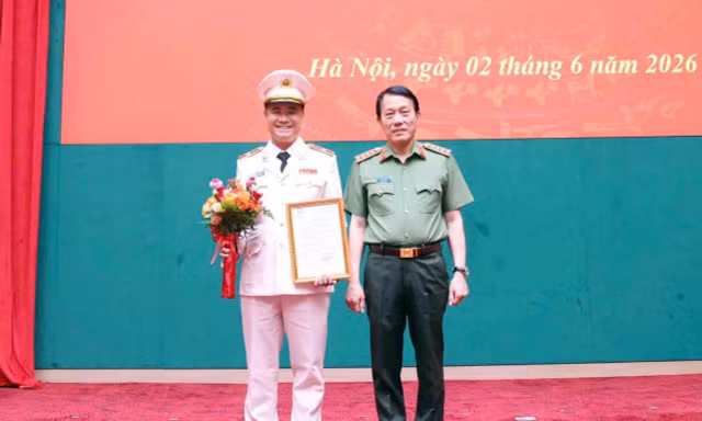 Phó Giám đốc Công an Hà Nội Nguyễn Ngọc Quyền được thăng cấp bậc Thiếu tướng