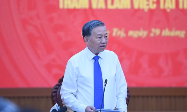 Tổng Bí thư, Chủ tịch nước Tô Lâm: Quảng Trị phải ‘vươn Đông, tỏa Tây’, lấy kinh tế biển làm trục phát triển 