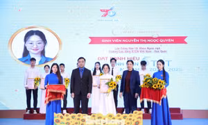 Sinh viên Nghệ An tỏa sáng với danh hiệu 5 tốt và Sao Tháng giêng